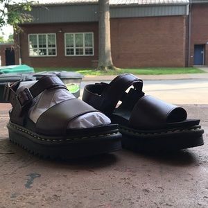 BRAND NEW VOSS SANDALS DR MARTENS